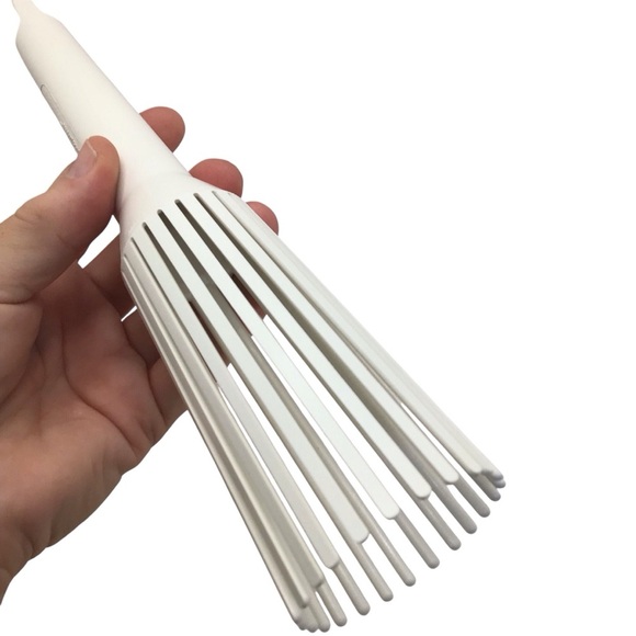 Vintage 1990s Pyrex Accessories White Plastic Whisk 2106-2 – Made in USA - Picture 6 of 13